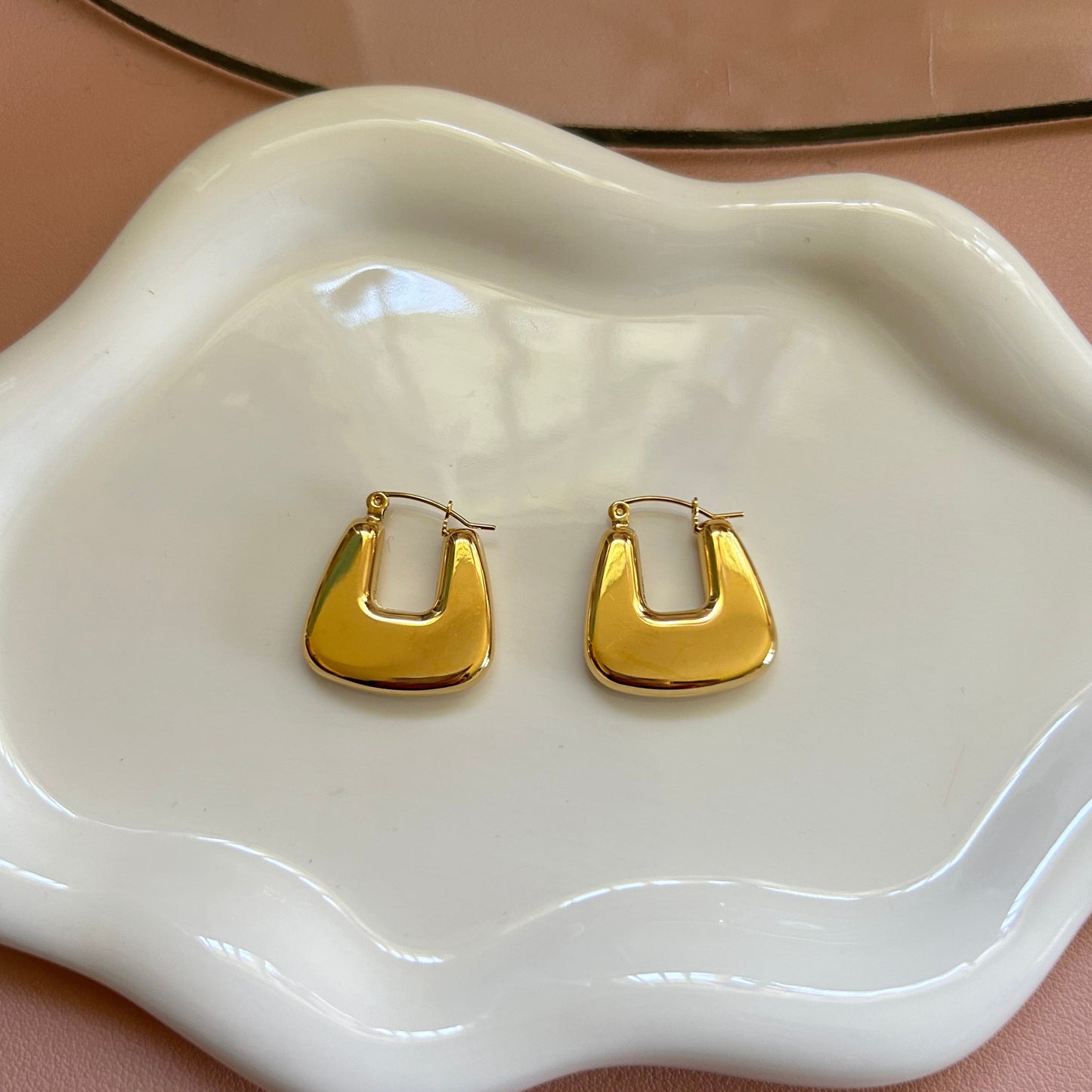 SERENA - Square Hoop Earrings