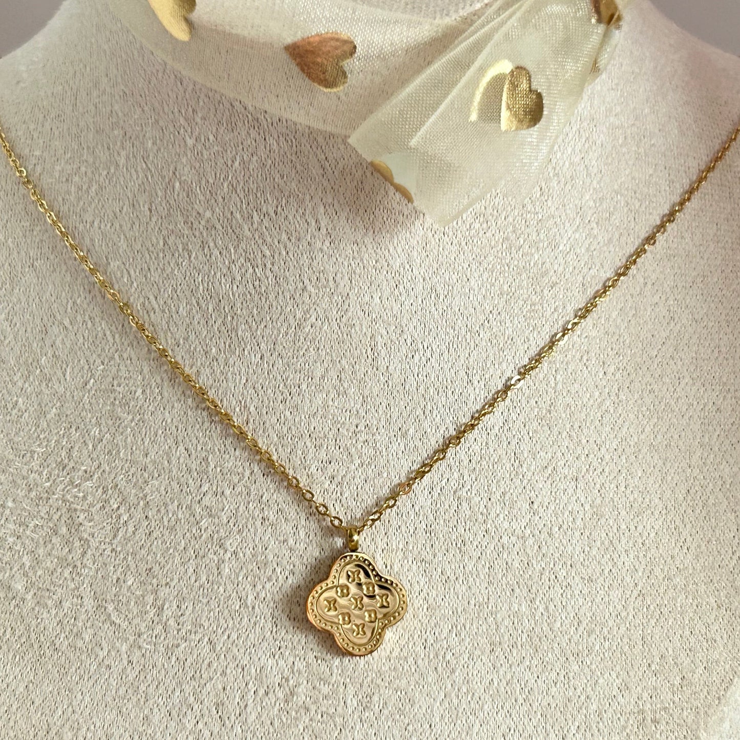 ZOEY - Single Clover Necklace