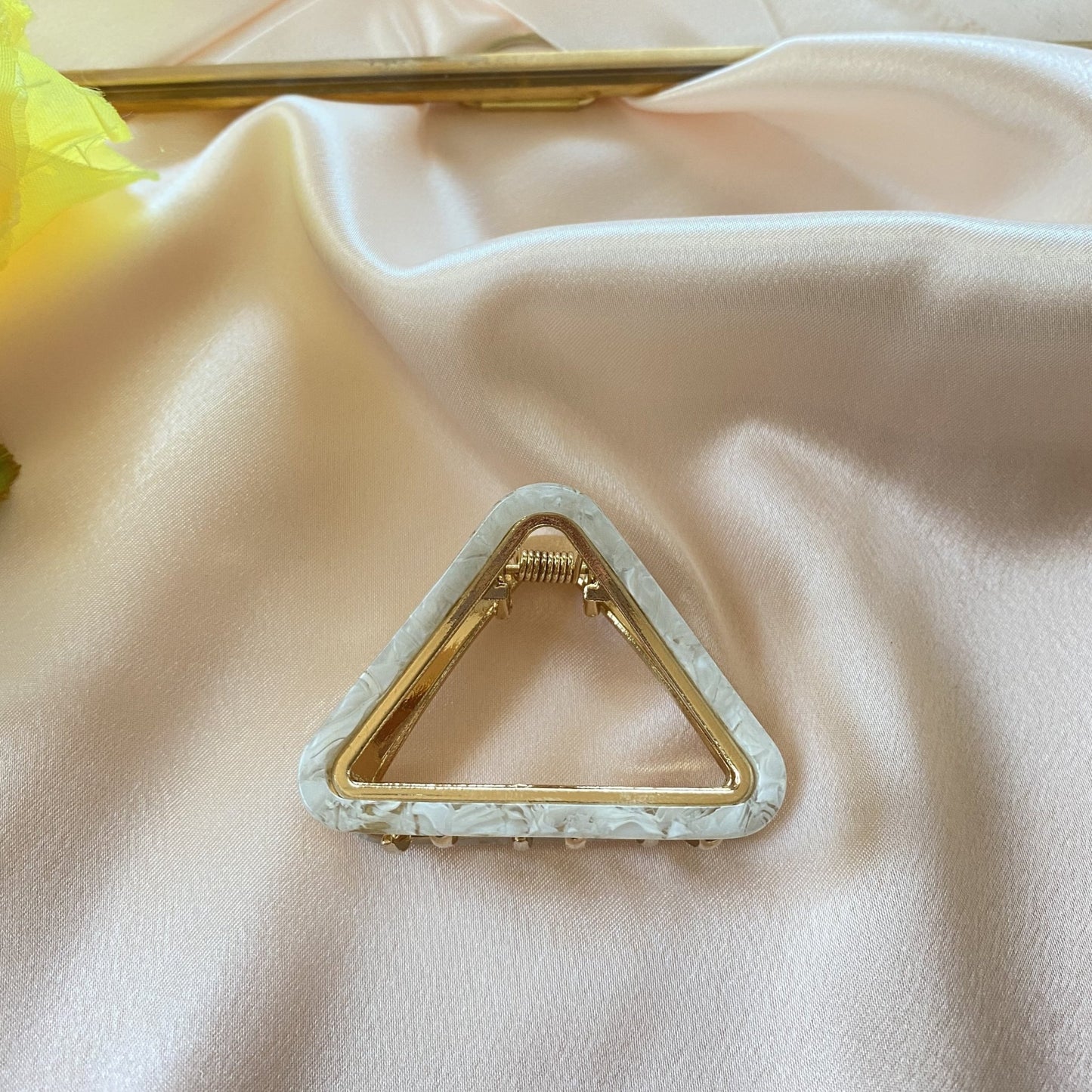 ALEXA Hair Claw - ACW Style Studio