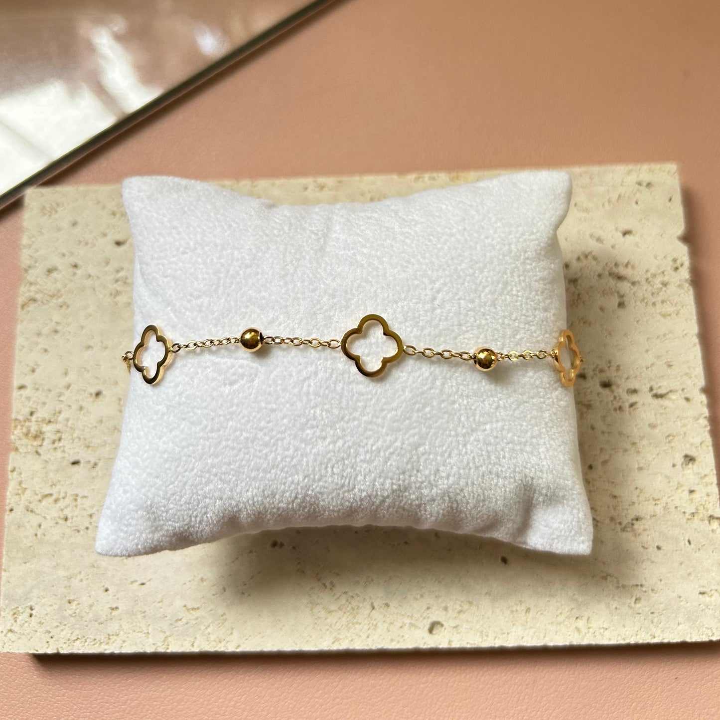 LANA - Clover Dainty Beaded Bracelet