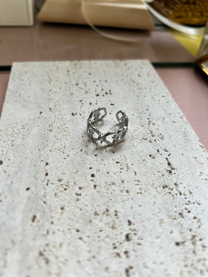 CORA (S) - Adjustable Heart Ring