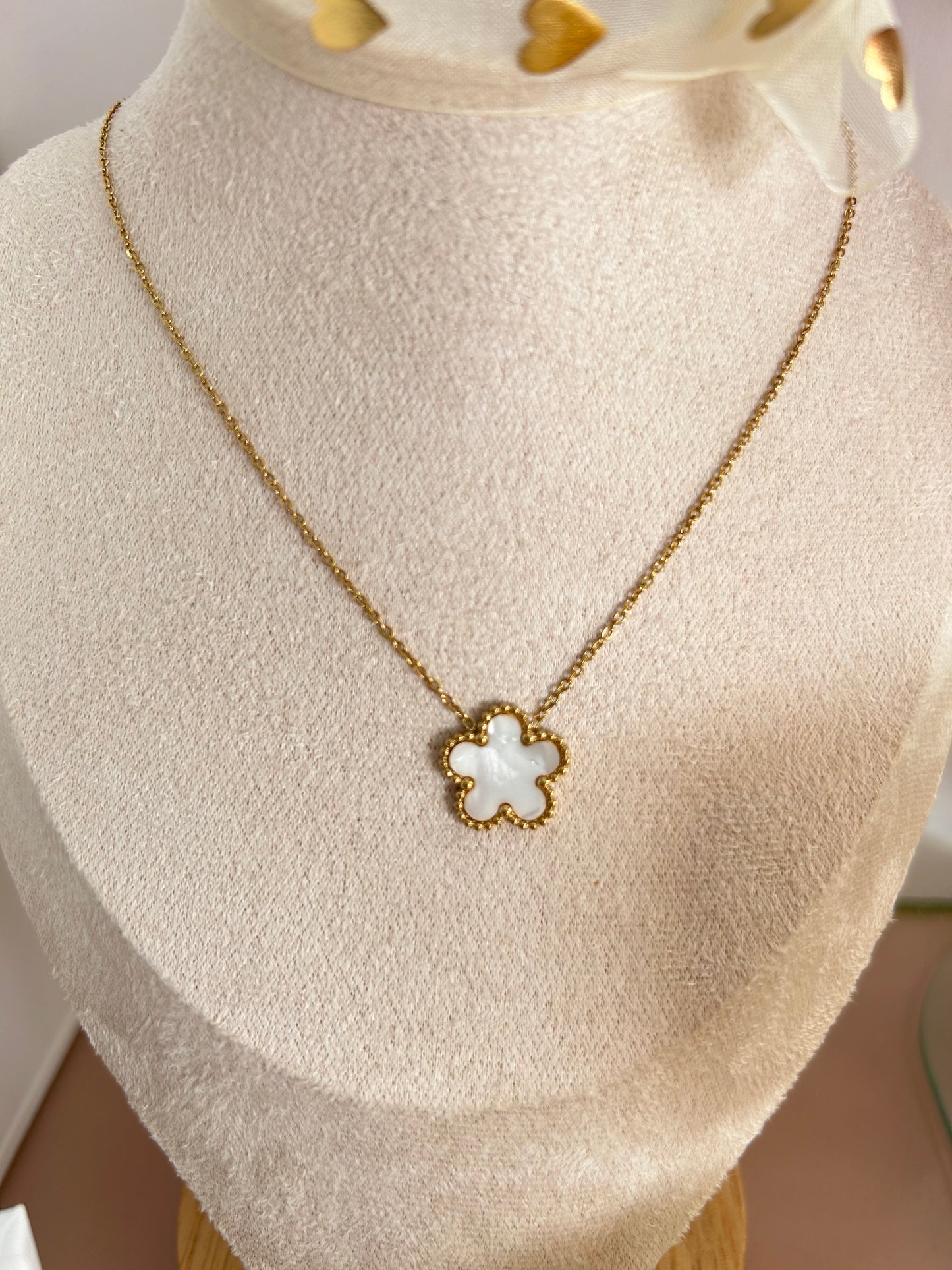 BLOSSOM - Single Flower Necklace (W)