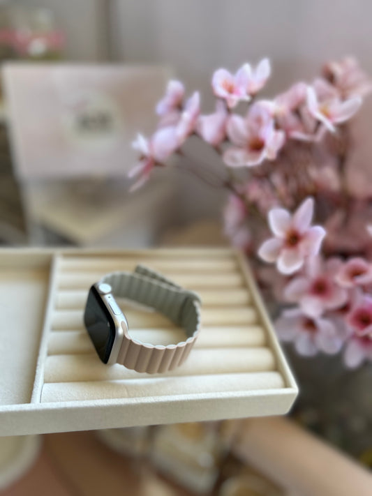 Magnetic iWatch Band