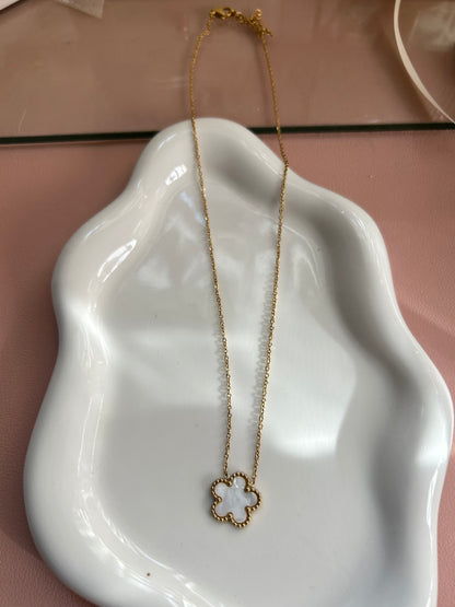 BLOSSOM - Single Flower Necklace (W)